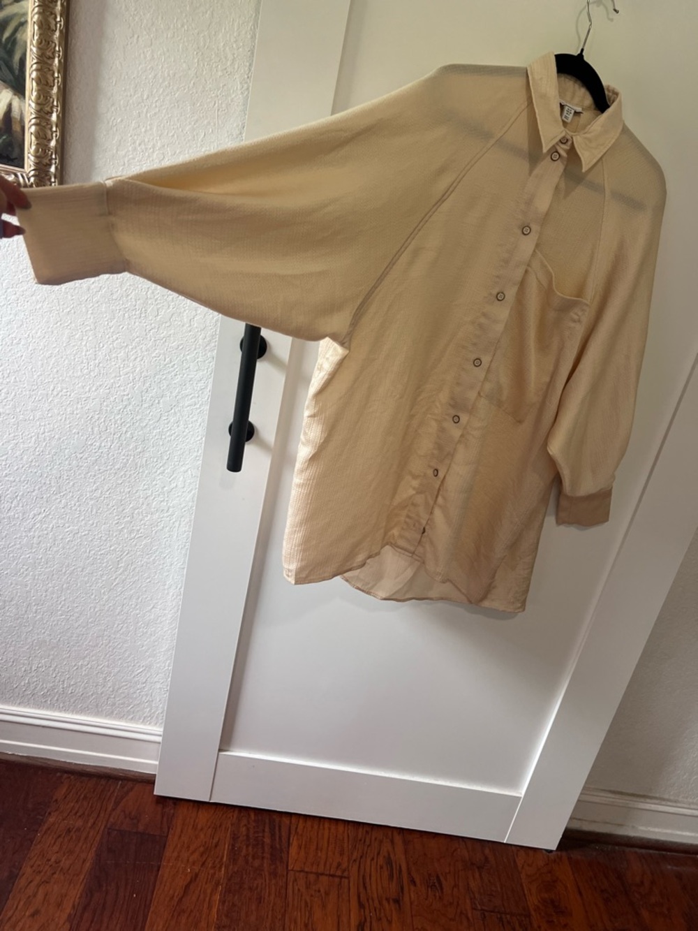 Topshop Oversized Satin Shirt in a cream/ivory color - Picture 3 of 4
